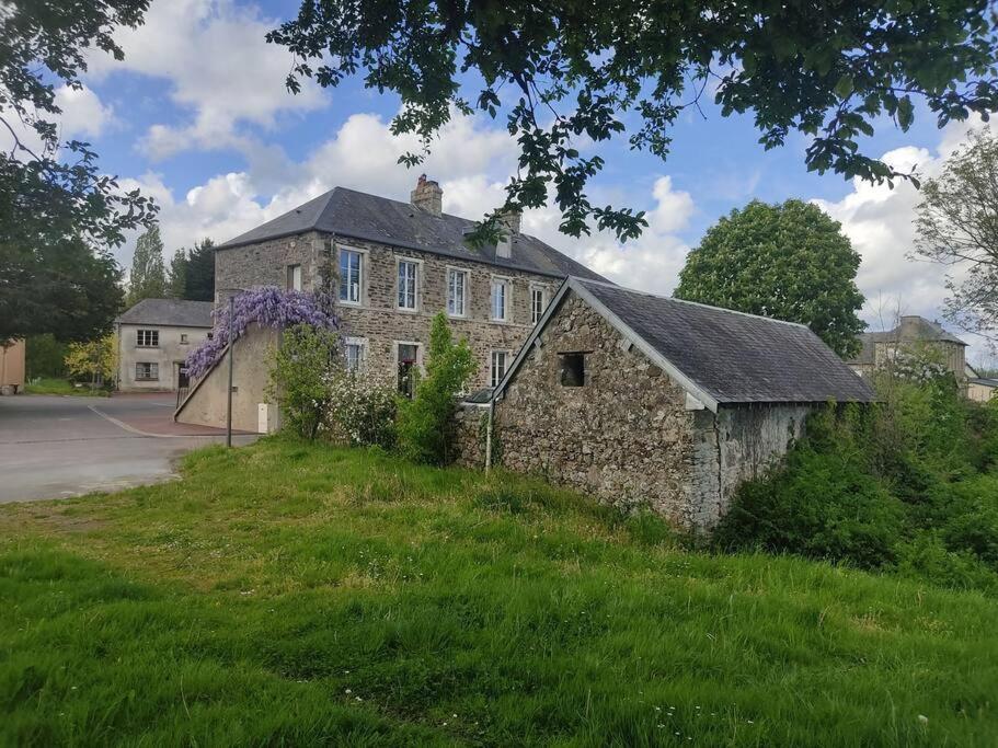 Le Vulcain Apartamento Le Hommet-d'Arthenay Exterior foto